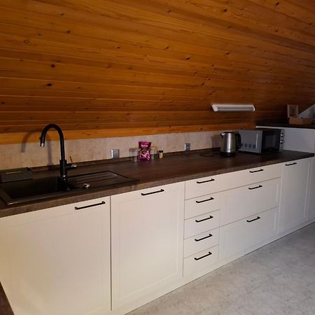 Apartma Cvrsta Trojka Jesenice Exteriör bild