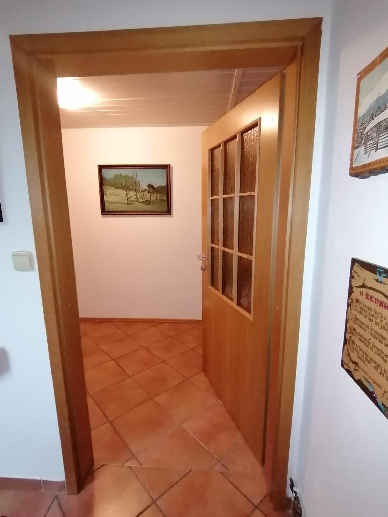 Apartma Cvrsta Trojka Jesenice Exteriör bild